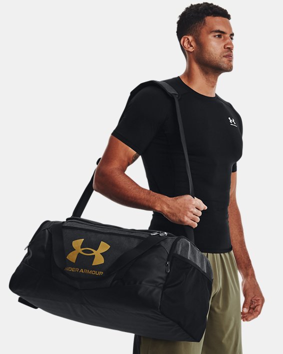 UA Undeniable 5.0 Medium Duffle Bag - Black / Gold UA Undeniable 5.0 Medium Duffle Bag - Black / Gold